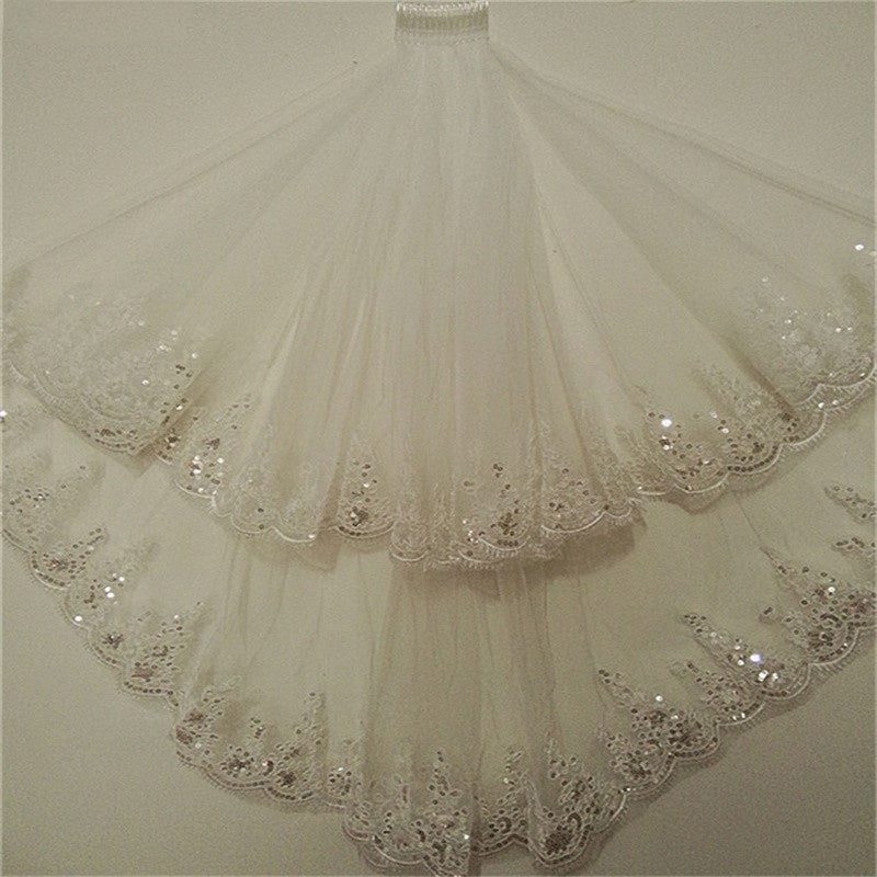 Elegant Lace Polyester Wedding Veil