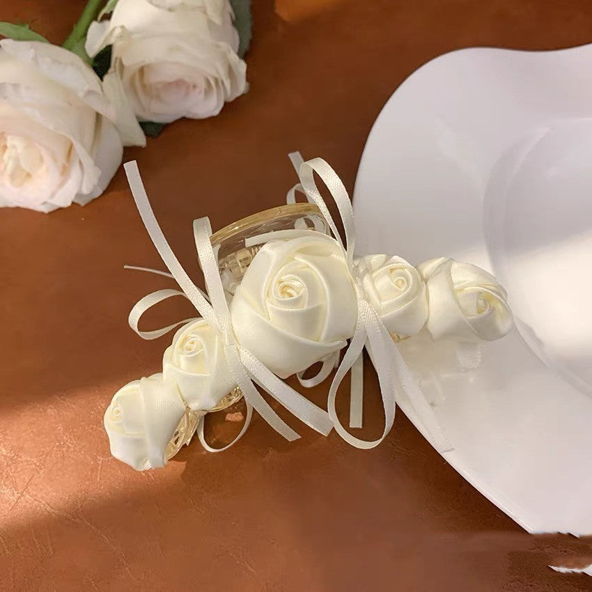 New Small Fragrant Wind Camellia Temperament Back Of The Head To Grab The Clip