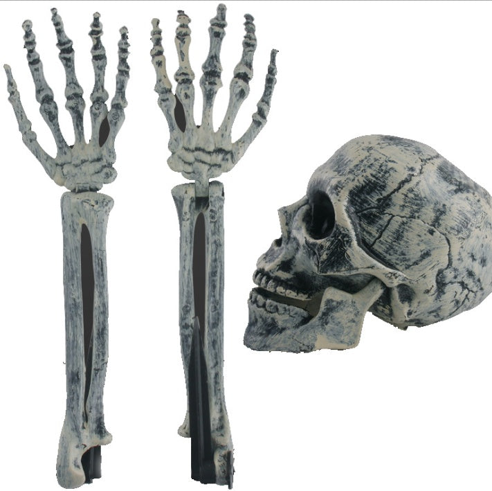 Halloween Skull Claw Props – Funny Horror Simulation Ornaments for Haunted House and Garden Decorations
