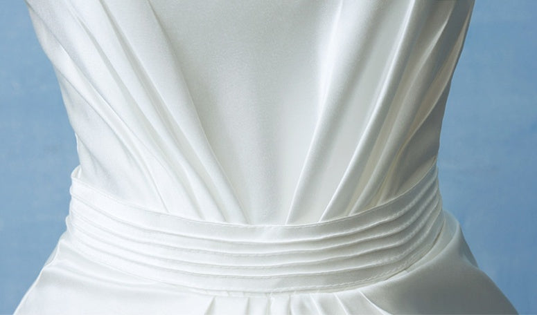 Elegant Korean Satin Wedding Dress with Dramatic Big Tail