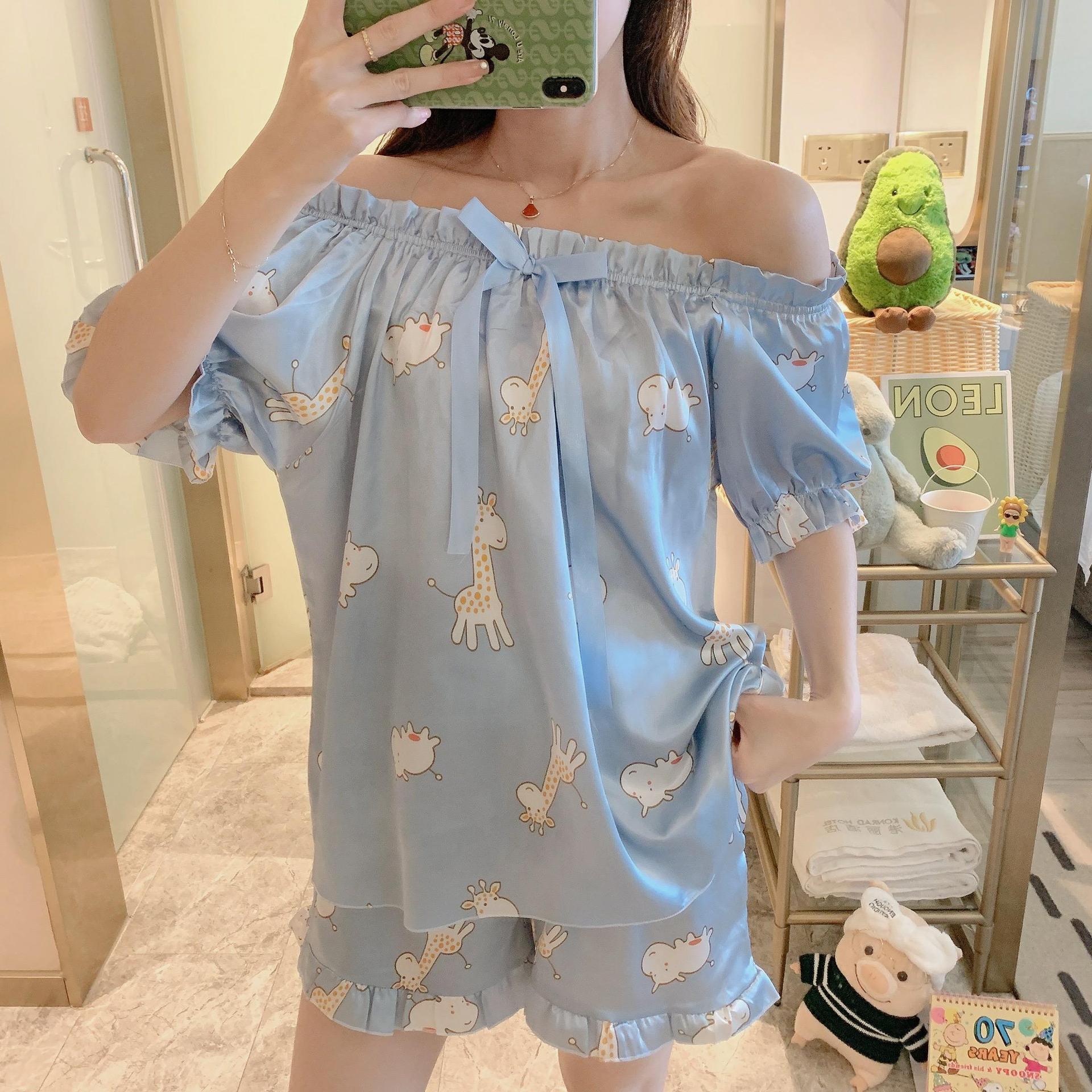 Women's Lightweight Two-Piece Short-Sleeved Pajama Set