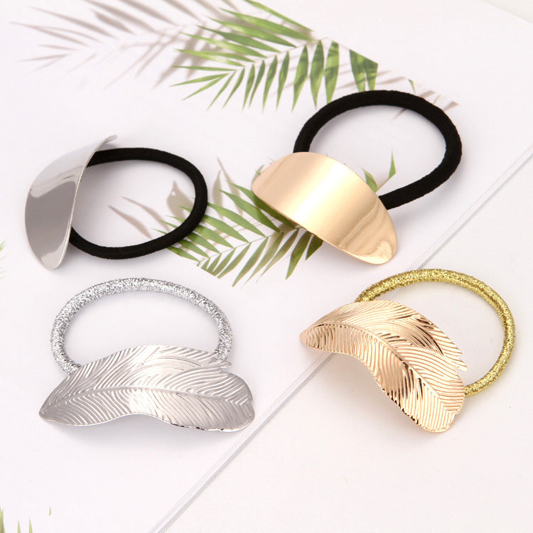 Trendy Horsetail Buckle