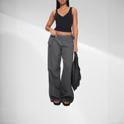 Women’s Wide-Leg Rivet Jeans – Street Style Statement Pants
