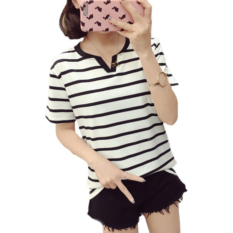Plus Size V-Neck Stretch Top – Comfortable Short Sleeve Tee for Everyday Wear