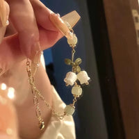 S118 Lily Bracelet