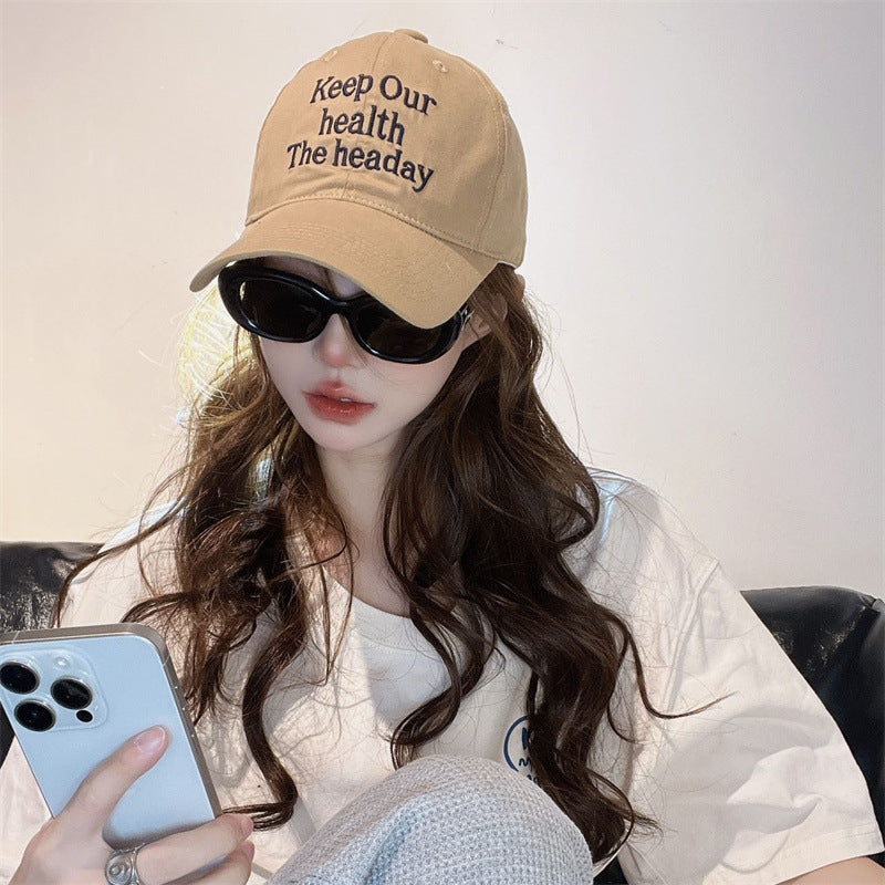 Women's Simple Fashion Personality English Letters Peaked Cap