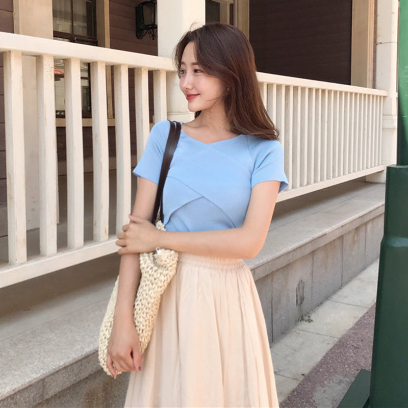Knitted Slim V-neck Scheming Temperament Little Sexy T-shirt Women Winter