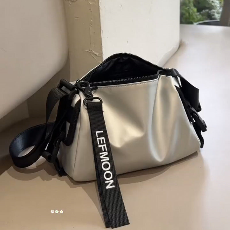 Niche Messenger Bag Unisex Style Small Black Versatile Small Bag