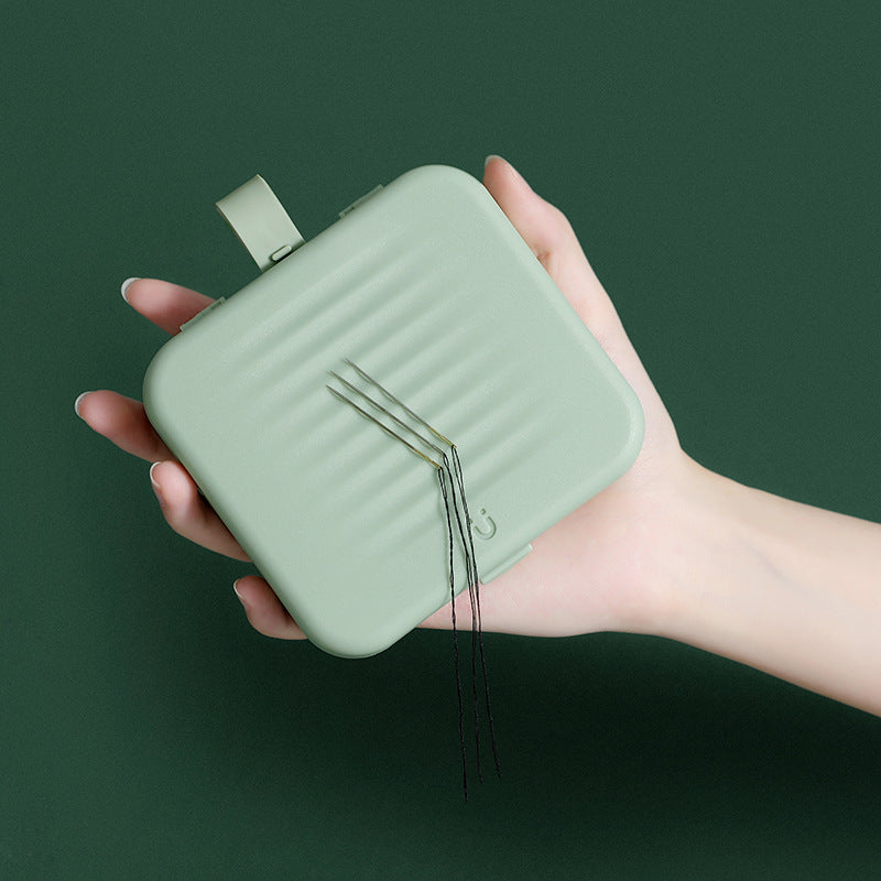 Compact Magnetic Suction Needle Box – Sewing Organizer & Thread Storage