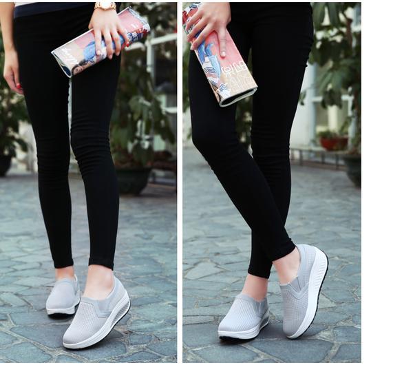 Sports Shoes