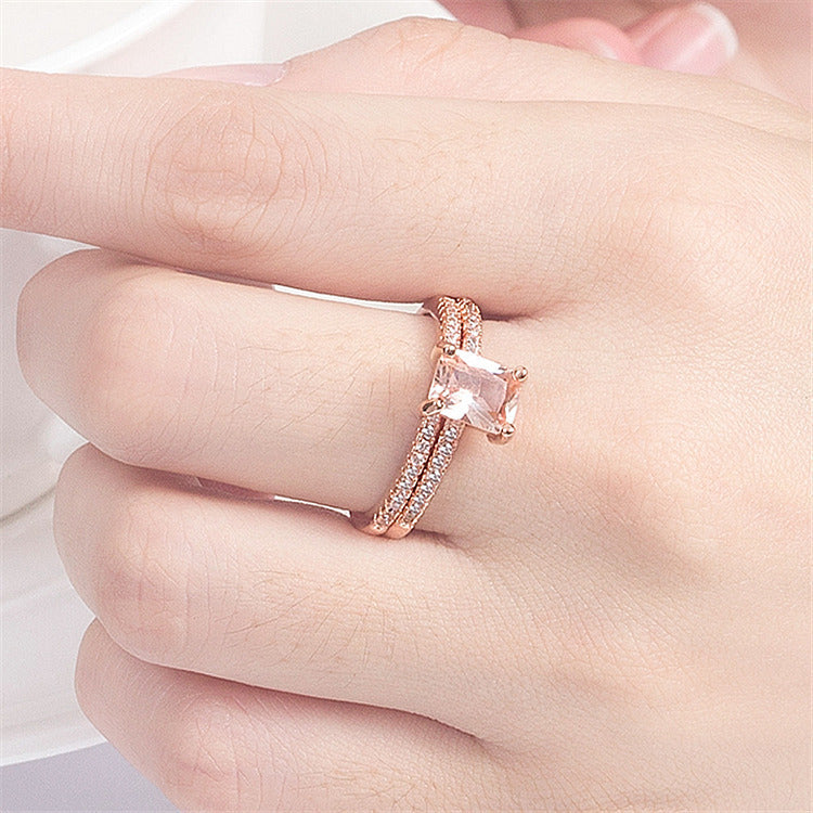 Elegant Geometric 18K Rose Gold Morganite Unisex Engagement Ring