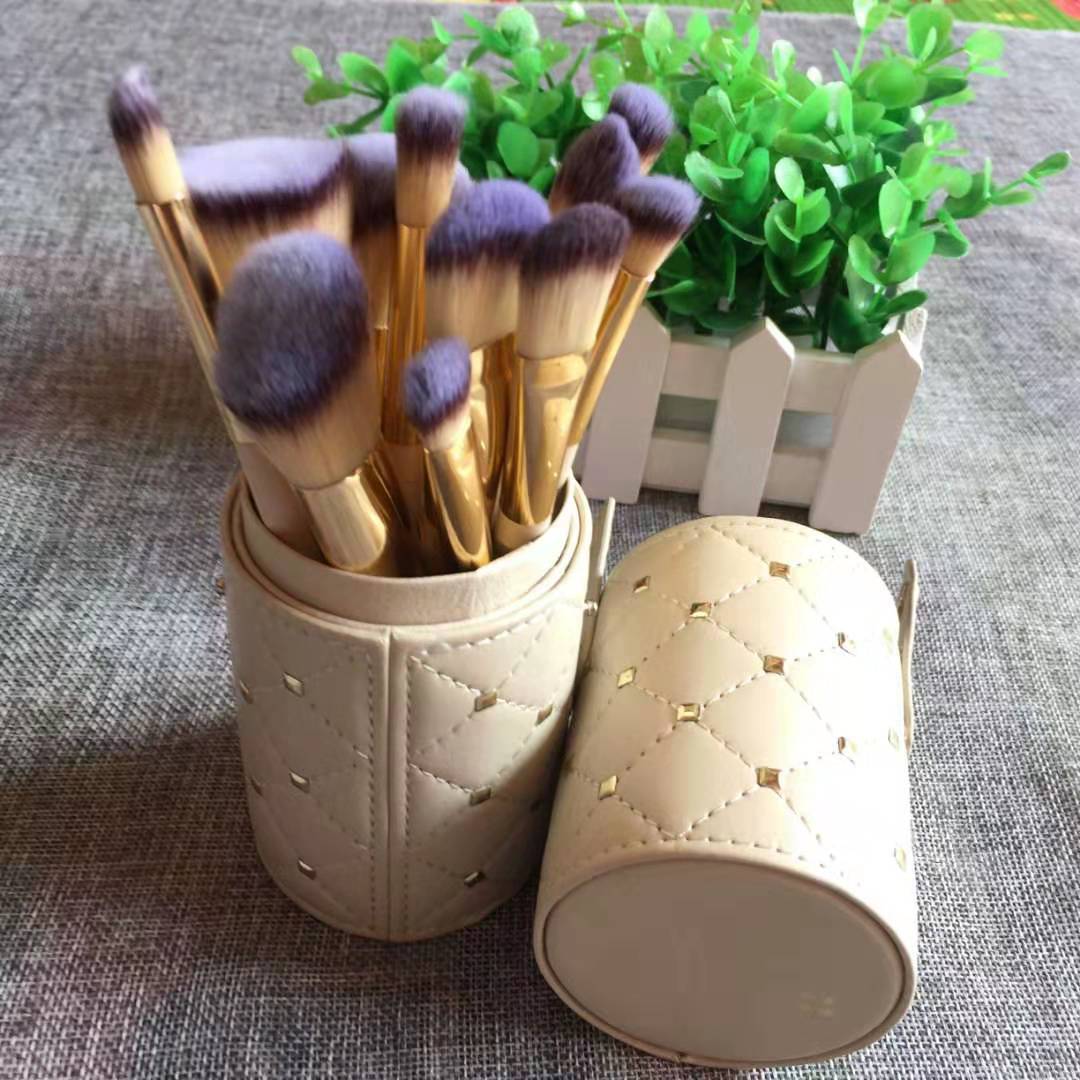 12-Piece Makeup Brush Set with Storage Bucket – Professional Beauty Kit
