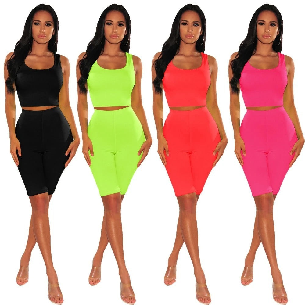 Women's Sleeveless Exposed Navel Two-Piece Suit – Crop Top and High-Waist Shorts