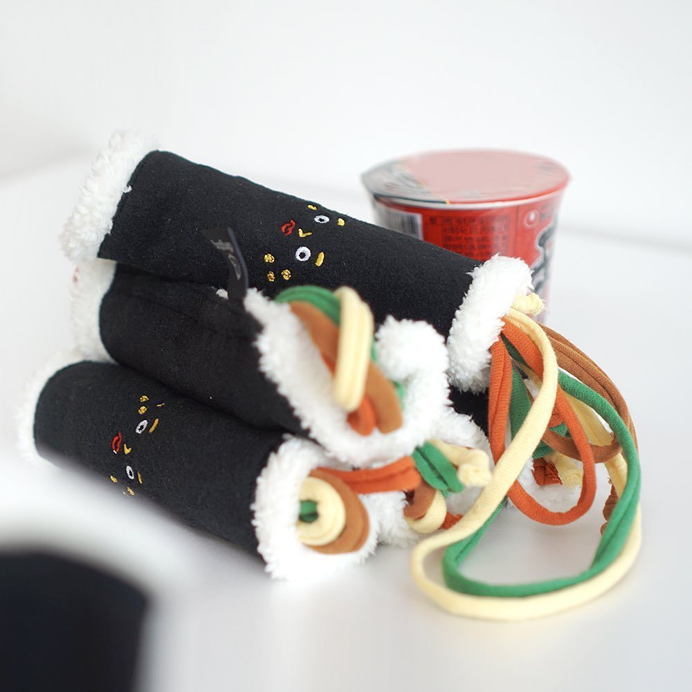 Plush Tibetan Style Seaweed Rice Covered Hidden Food Toy for Pets