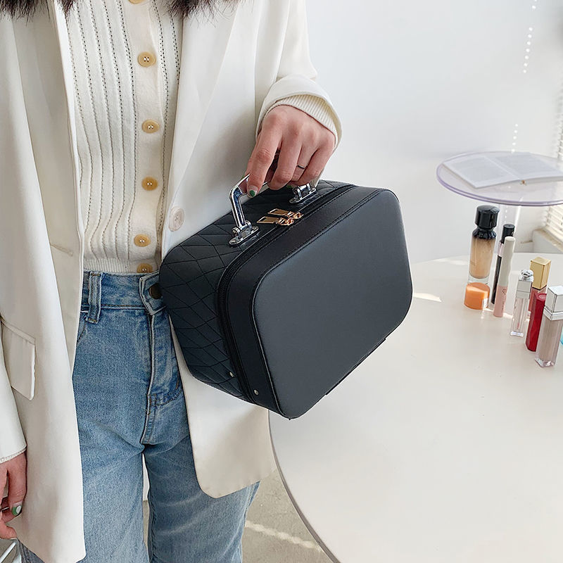 Cosmetic Bag with Mirror – Rhombus Embroidery Double-Layer Storage Caseesign Fashion Rhombus-Embroidery Double-layer Suitcase Large Capacity Make-up Storage Bags For Women