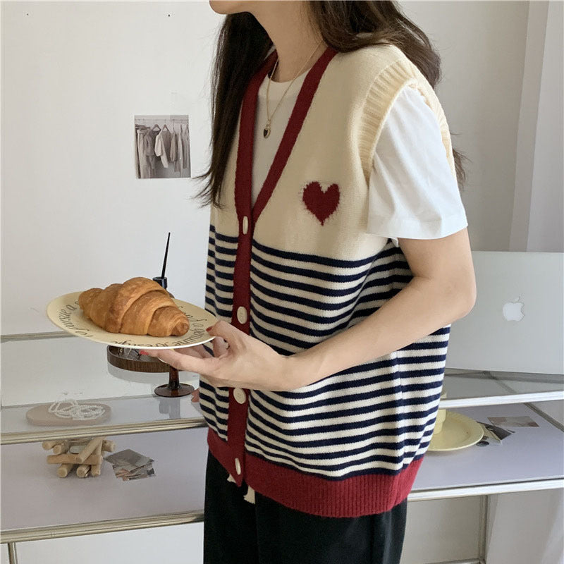 Multi-colored Stripe Heart-shaped Knitted Vest For Women Retro Outerwear Vest For Women