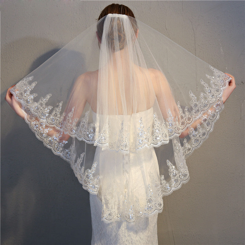 Elegant Lace Polyester Wedding Veil