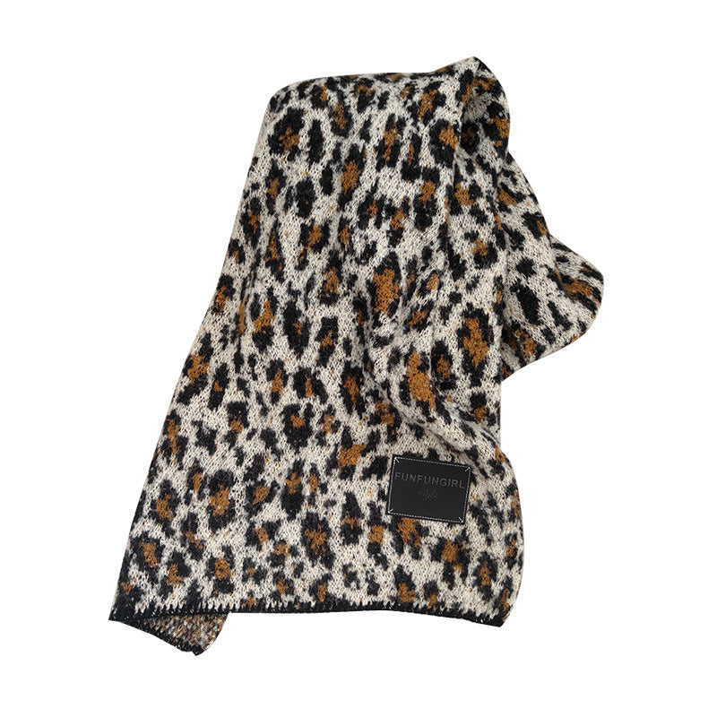 Spring & Autumn Warm Leopard Print Triangular Binder – New All-Matching Stylish Design