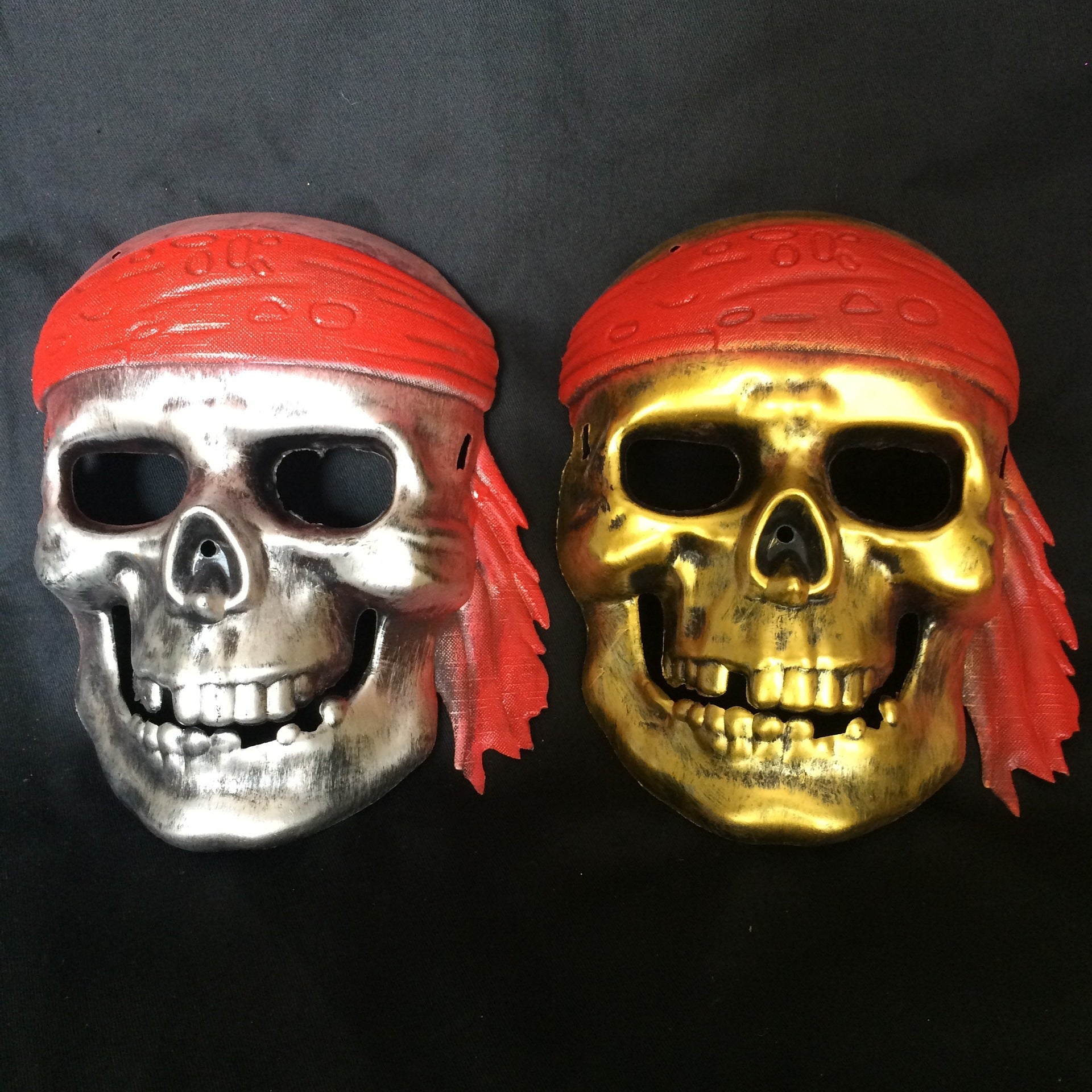 Skull Pirate Mask – Scary Headgear for Halloween Cosplay and Costume Parties