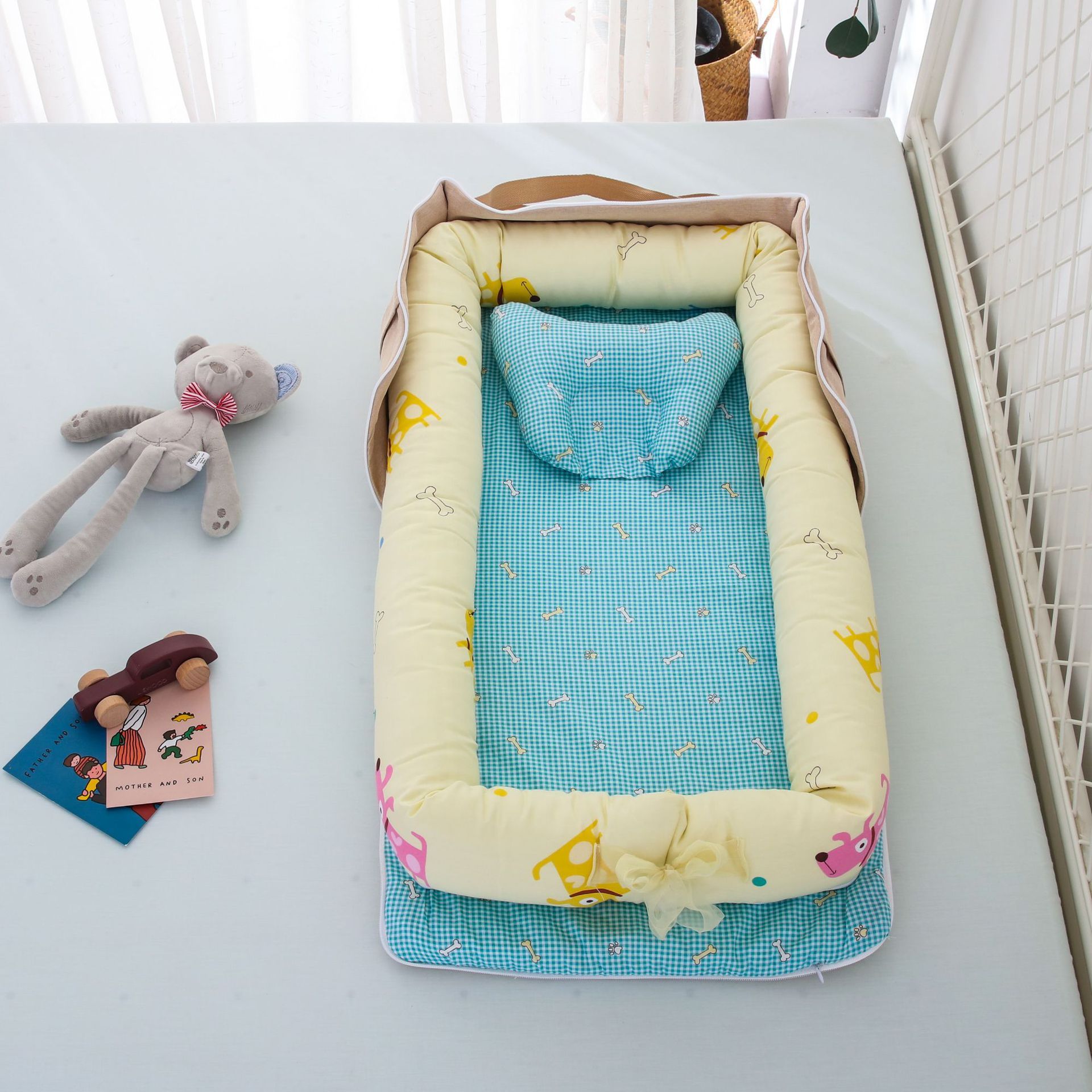 Portable Foldable Cotton Baby Bed – Travel Bassinet with Carry Bag