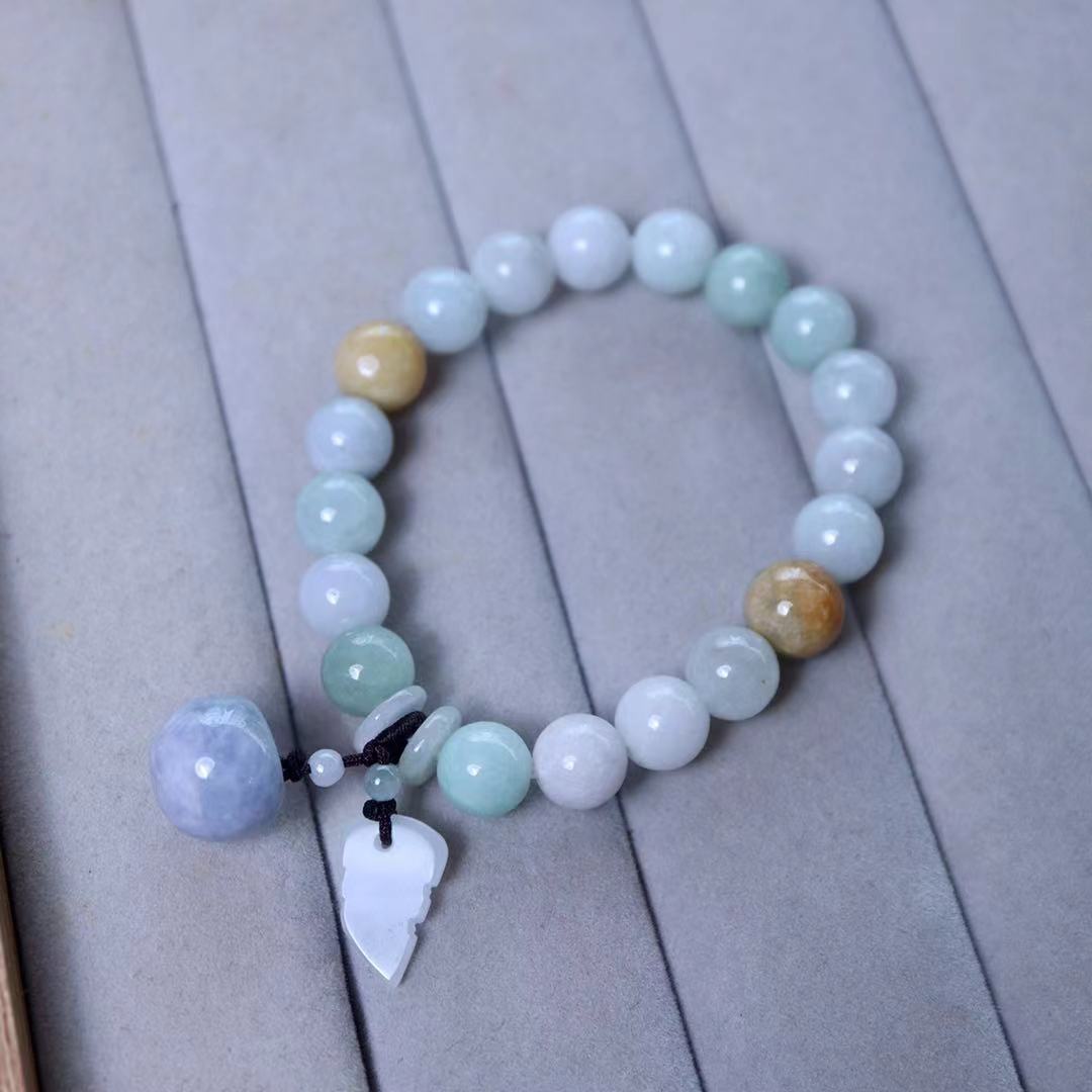 Natural Emerald Hanging Bracelet Jade