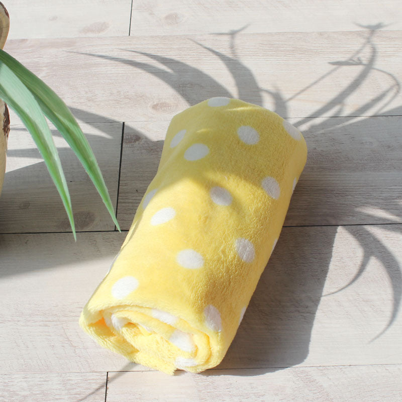 Soft and Practical Pet Blanket Quilt for Dogs and Cats