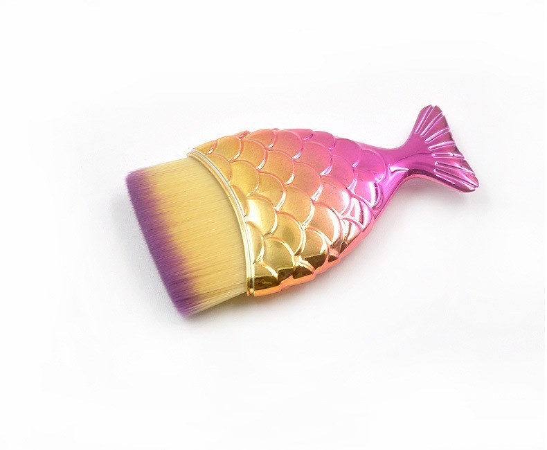 Beauty Fishtail Makeup Brush – Foundation & Blending Tool