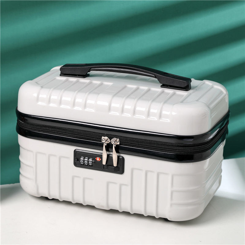 Large Graffiti Makeup Bag – 18 Inch Travel Cosmetic Organizer for Women
