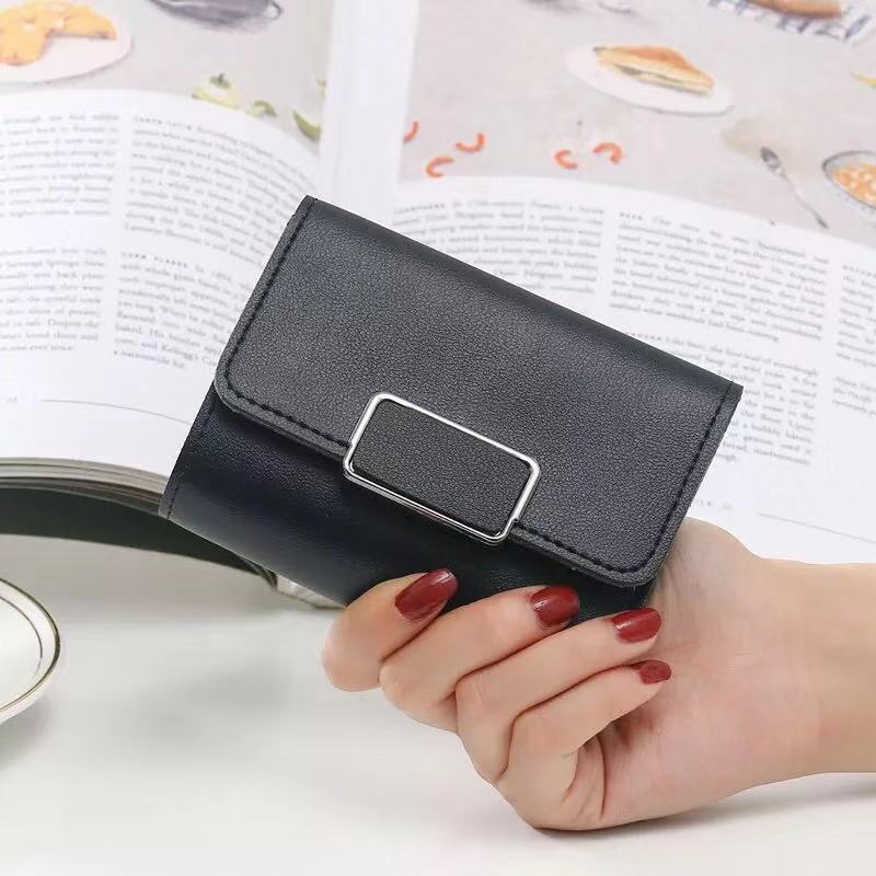 Women's Short And Simple Plaid Fashion Wallet