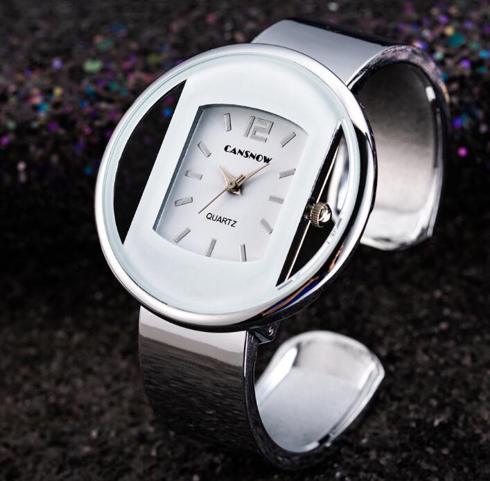 Luxury Women's Bracelet Watch – Gold/Silver Dial with Adjustable Steel Band, Quartz Movement