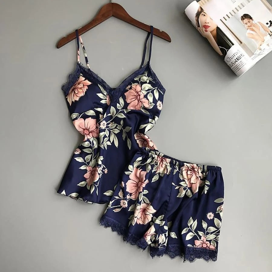 Two-Piece Silk Pajamas Set – Printed Satin Sleepwear for Women