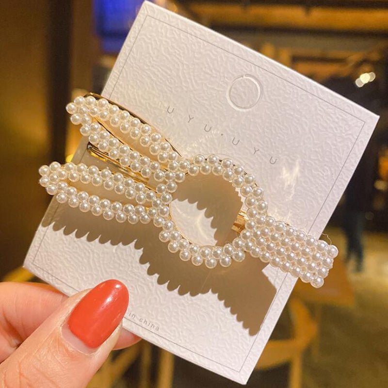 Internet Influencer Pearl Plastic Hairpin