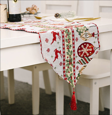 Knitted Christmas Table Runner Decoration