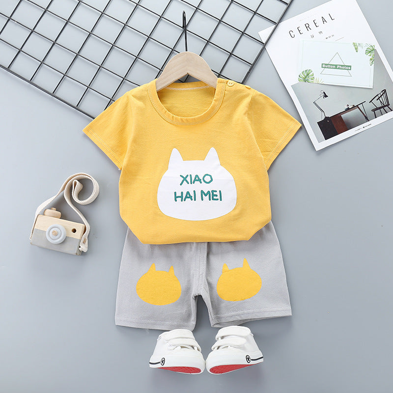 Cartoon Print Children’s Short Sleeve Outfit Set – Fun & Comfortable Wear
