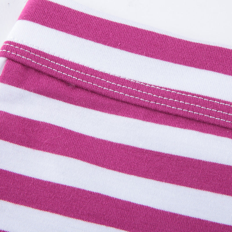 Men's underwear with a square corner