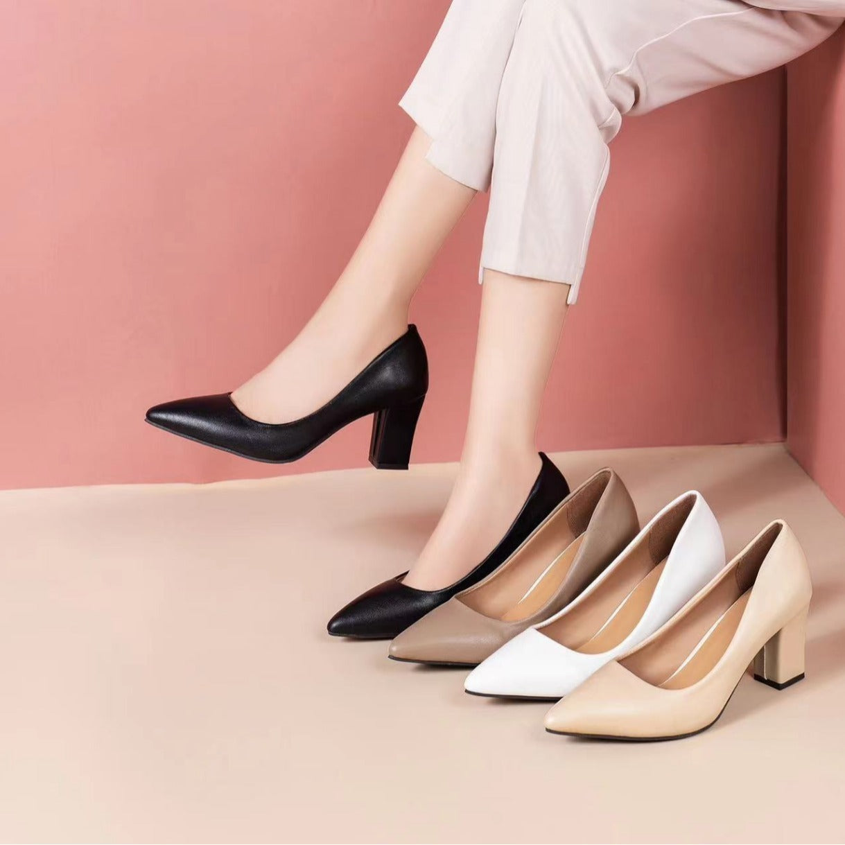Women Chunky Heel Pointed Work Shoes Solid Fabric Classic