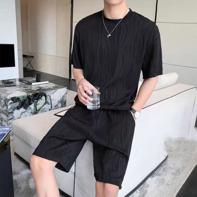 New Men's Ice Silk Fashion Short Sleeve Shorts Set