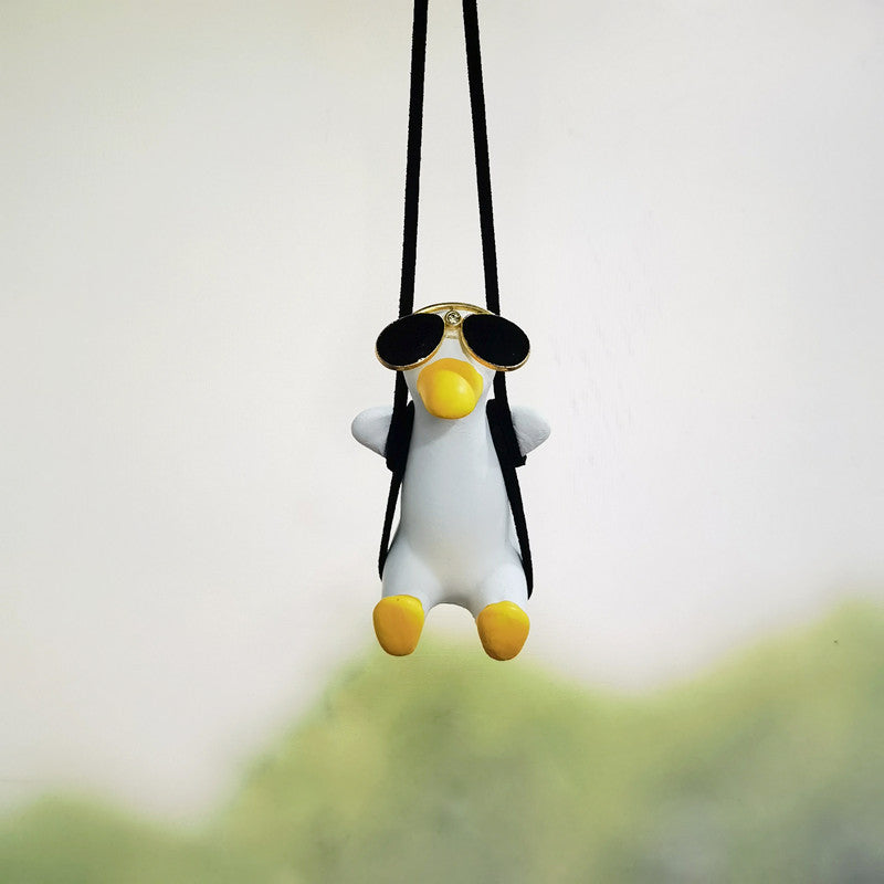 Cute Anime Little Duck Car Pendant, Swinging Rearview Mirror Ornament for Girls, Interior Decoration and Gift