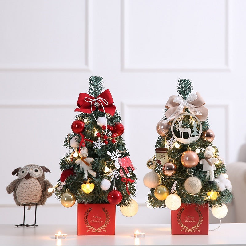 Lighted Mini Christmas Tree Set