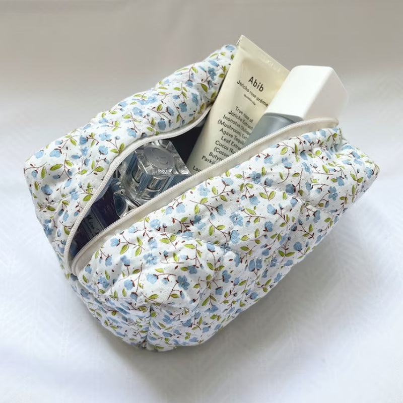 Floral Travel Makeup Bag – Zipper Pouch for Skincare & Cosmetics