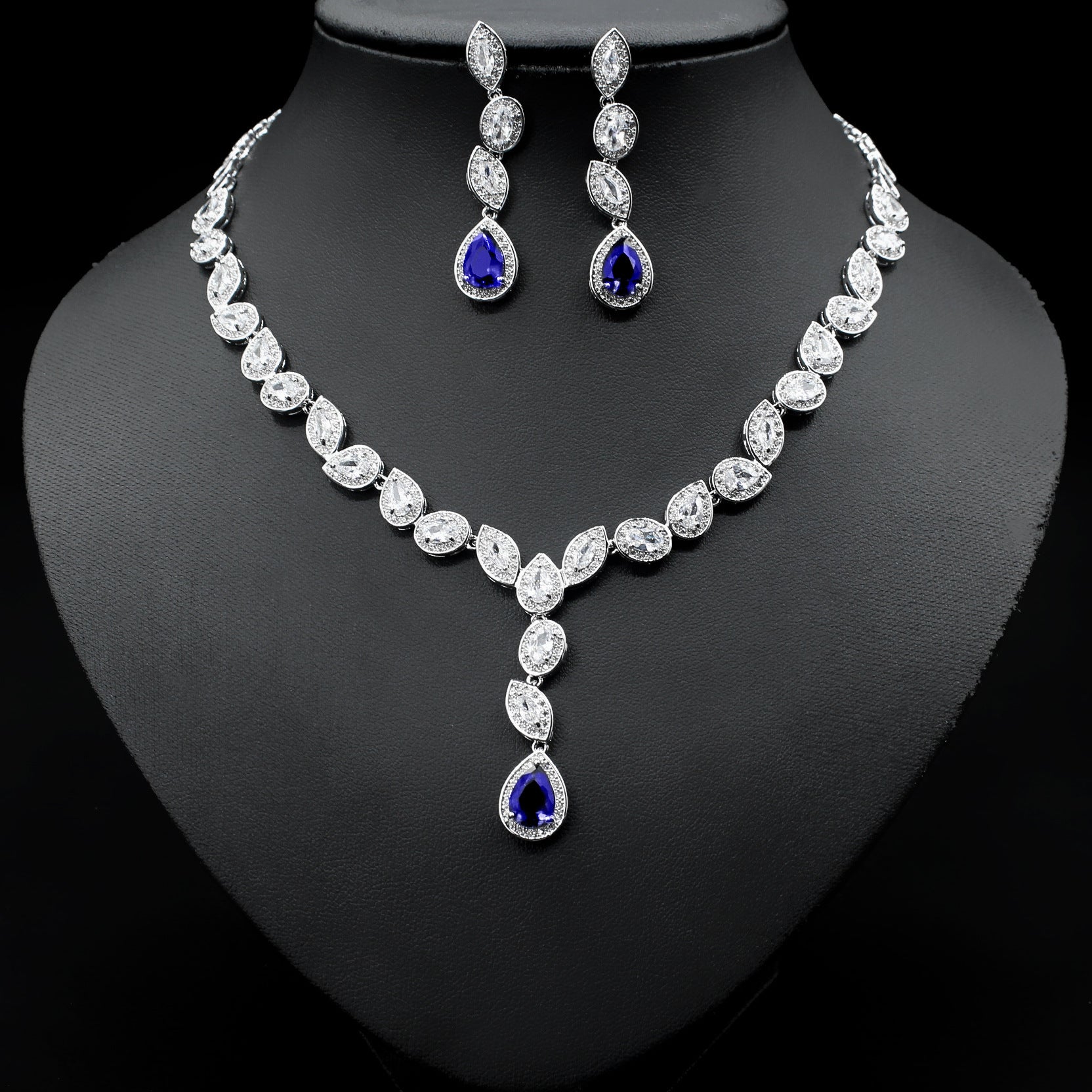 Noble Luxury Women’s Colorful Zircon Necklace and Earrings Three-Piece Set with Clavicle Chain