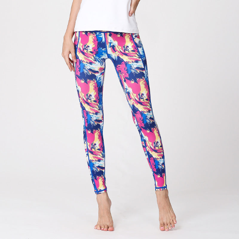 Women’s Sports Yoga Pants – Floral Print, Moisture-Wicking, Nine-Point Length