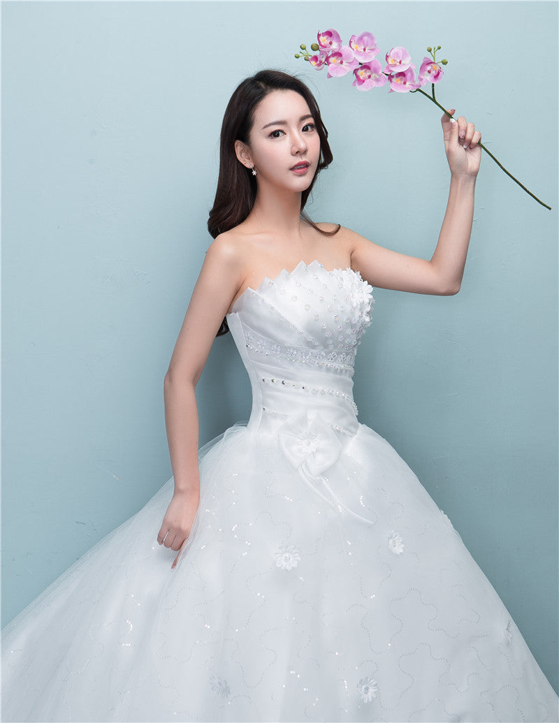 Elegant Large-Tail Wedding Dress with Bust-Waist-Hip Sizes S to XL