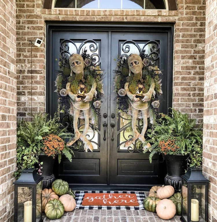 Halloween Mummy Wreath Pendant – Spooky Door Hanging Decoration for Haunted House and Party Supplies