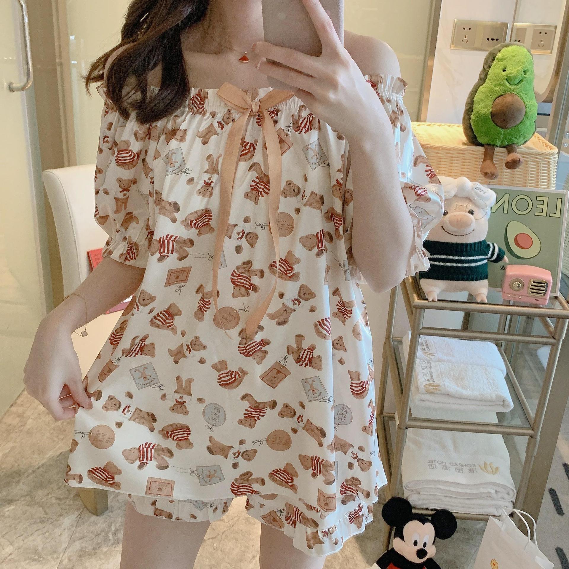 Women's Lightweight Two-Piece Short-Sleeved Pajama Set
