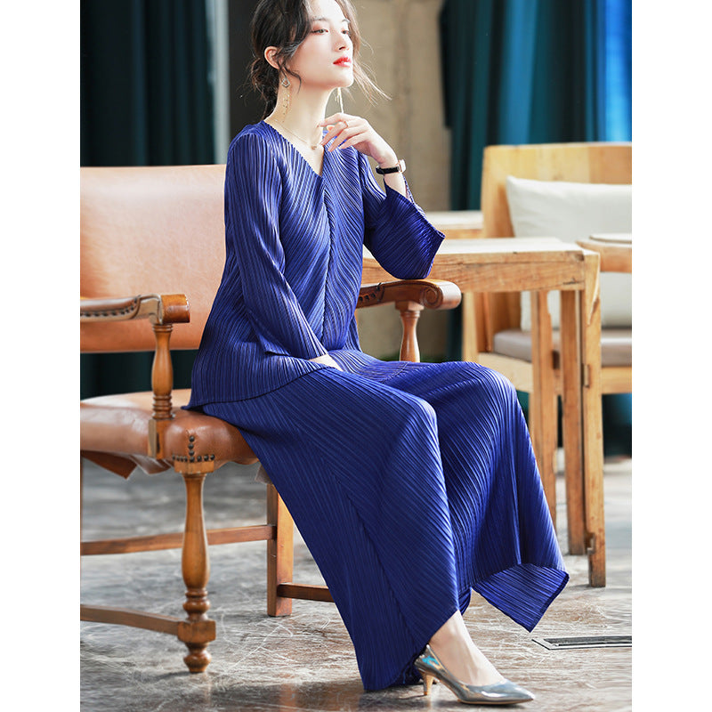 New Feminine Temperament Shows Thin Leisure Two Sets