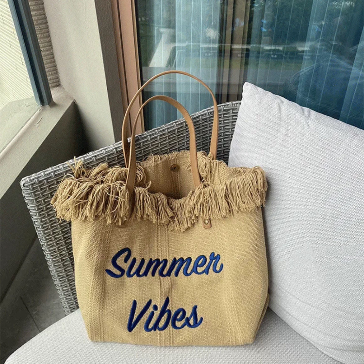 Beach Bag Travel Tote – Stylish & Spacious