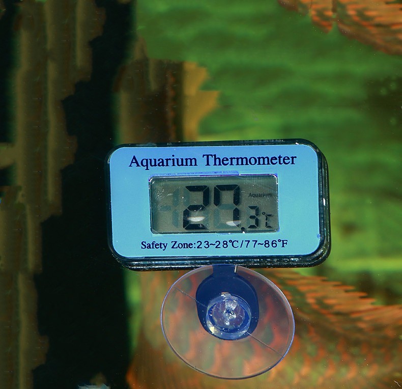 Digital LCD Fish Tank Aquarium Thermometer Sucker Thermometer