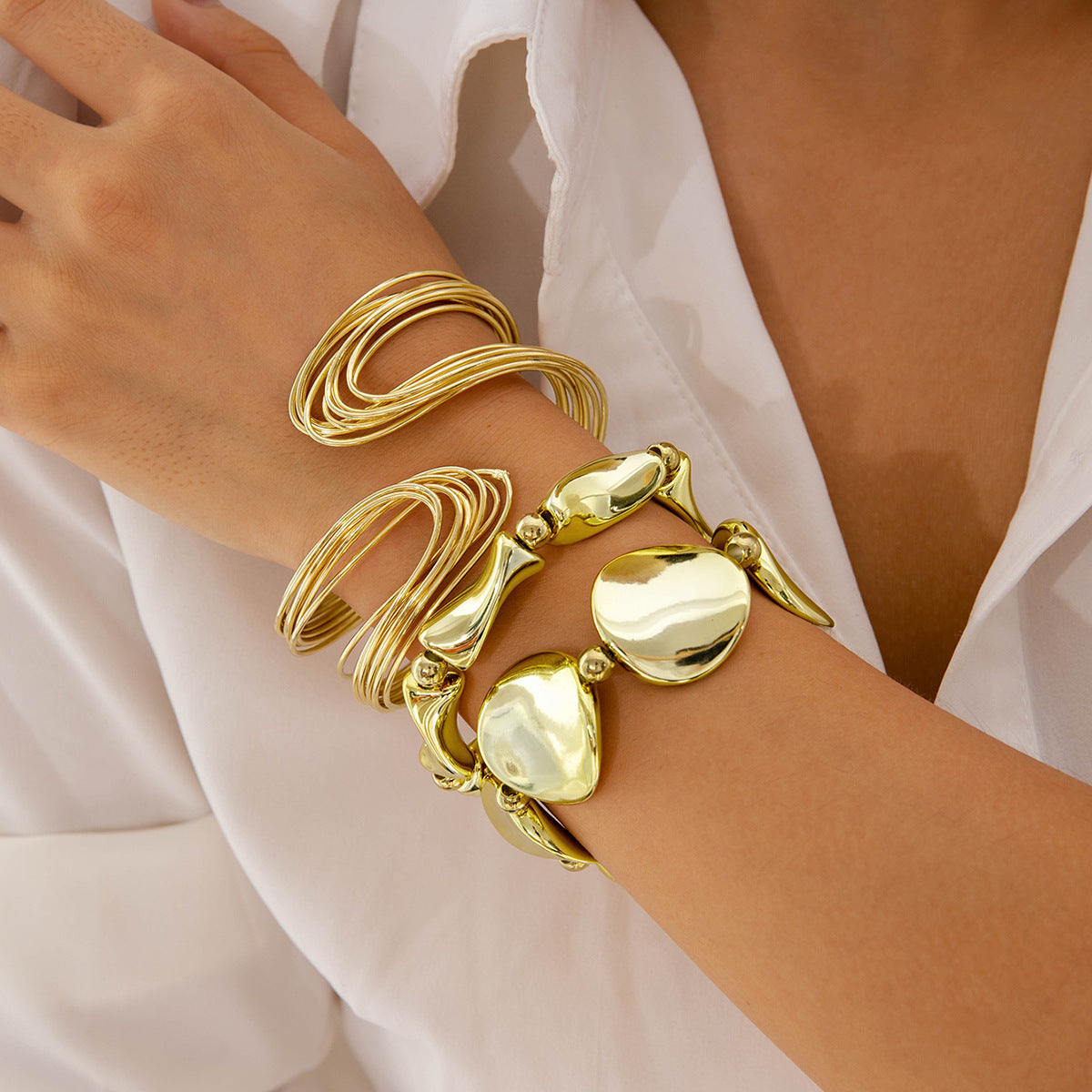 Unisex Punk Iron Bracelet – Multi-Layer Open Geometric Design