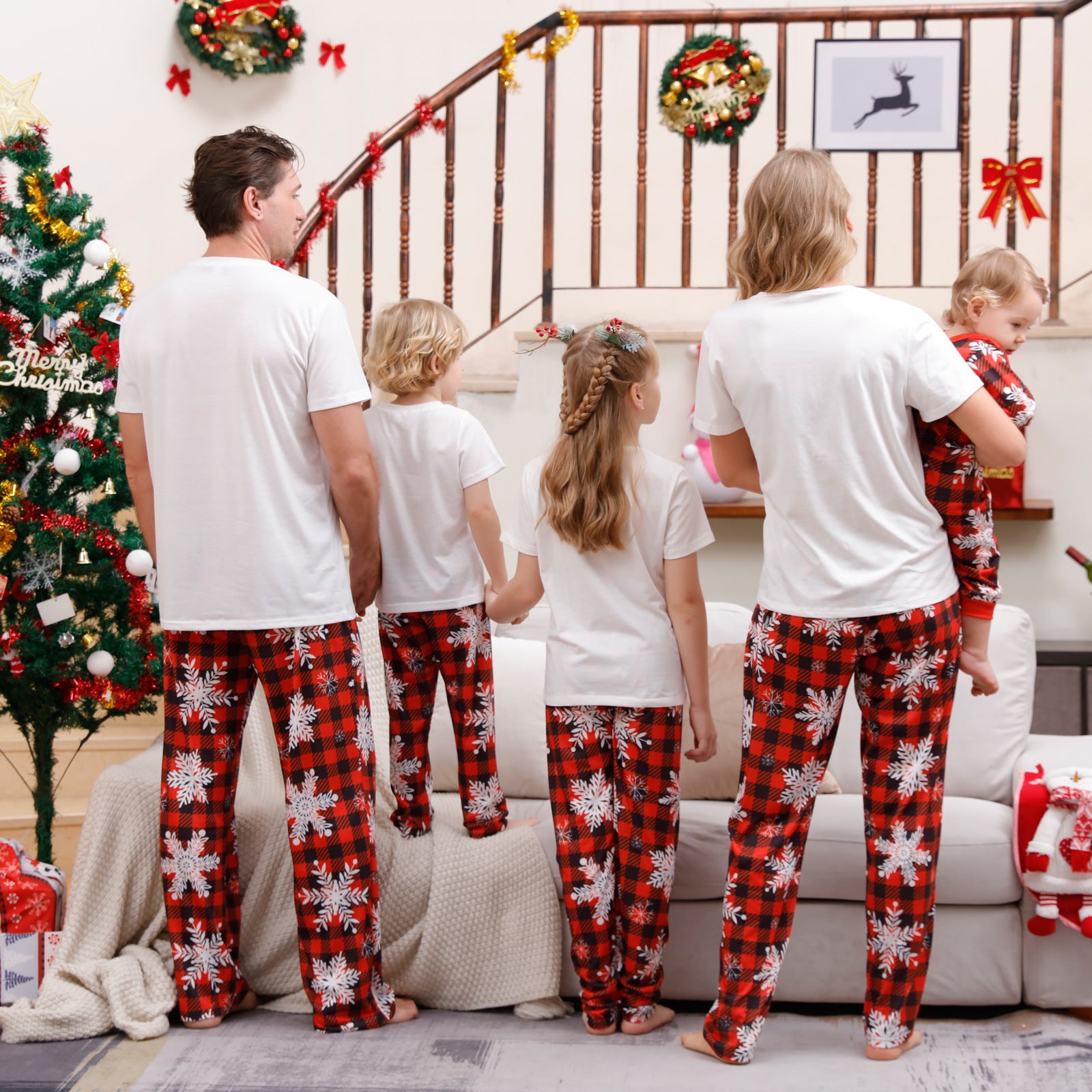 Christmas Parent-Child Plaid Pajama Set – Cozy Printed Homewear